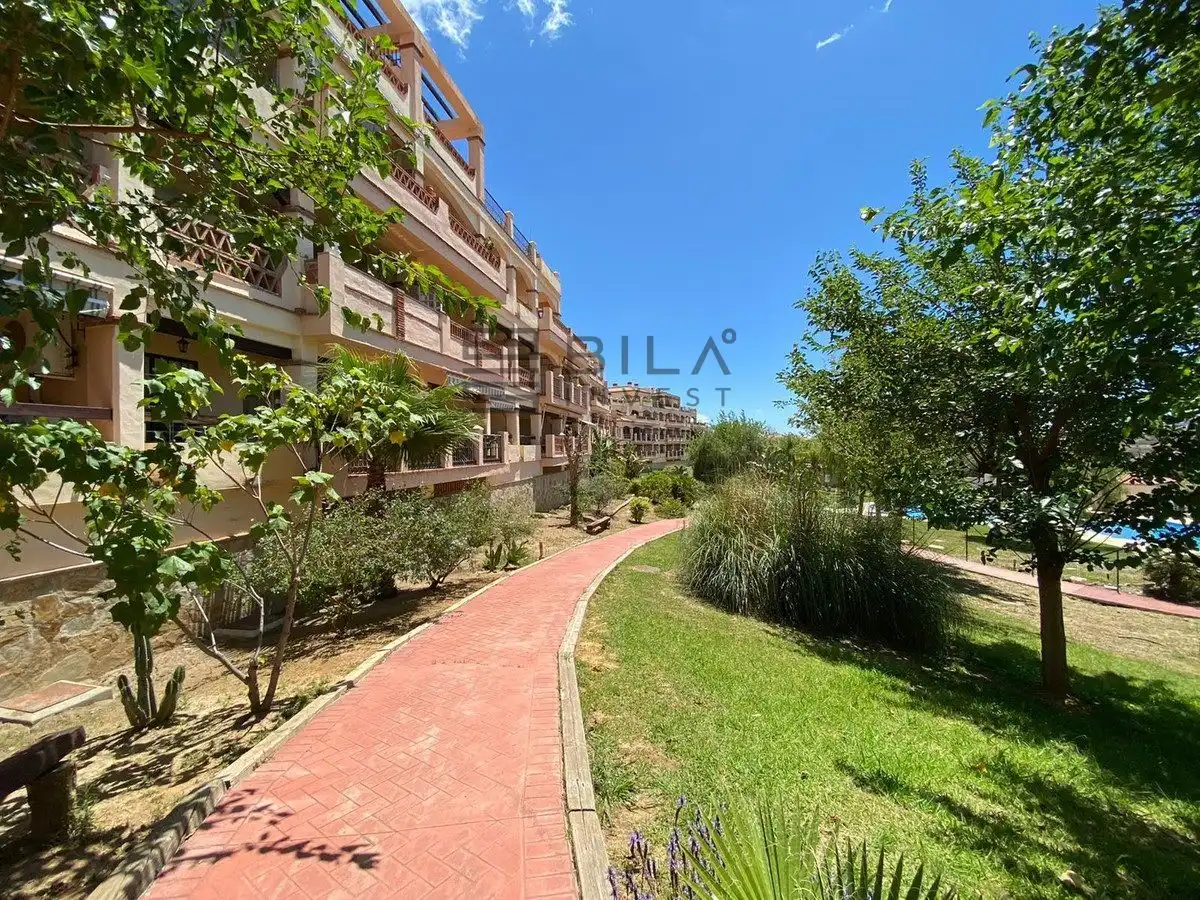 Vista exterior de Casa adosada en venda en Mijas amb Traster, Piscina i Piscina comunitària