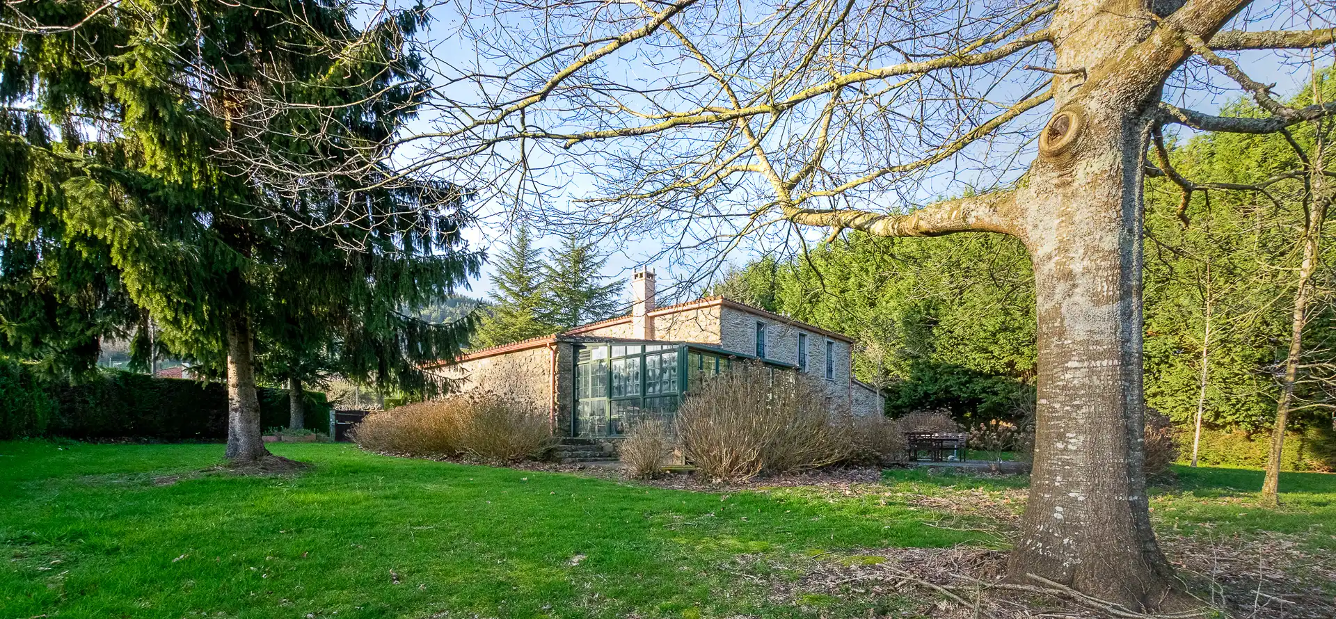 Außenansicht von Country house zum Verkauf in Toques mit Möbliert