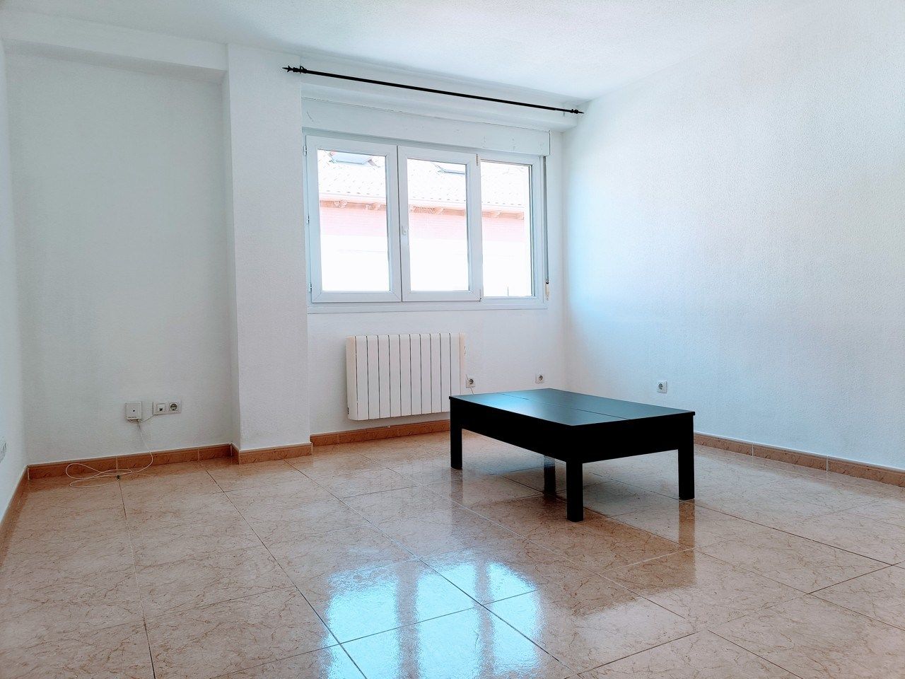 Sala de estar de Dúplex de alquiler en Torrelaguna con Trastero y Lavadora
