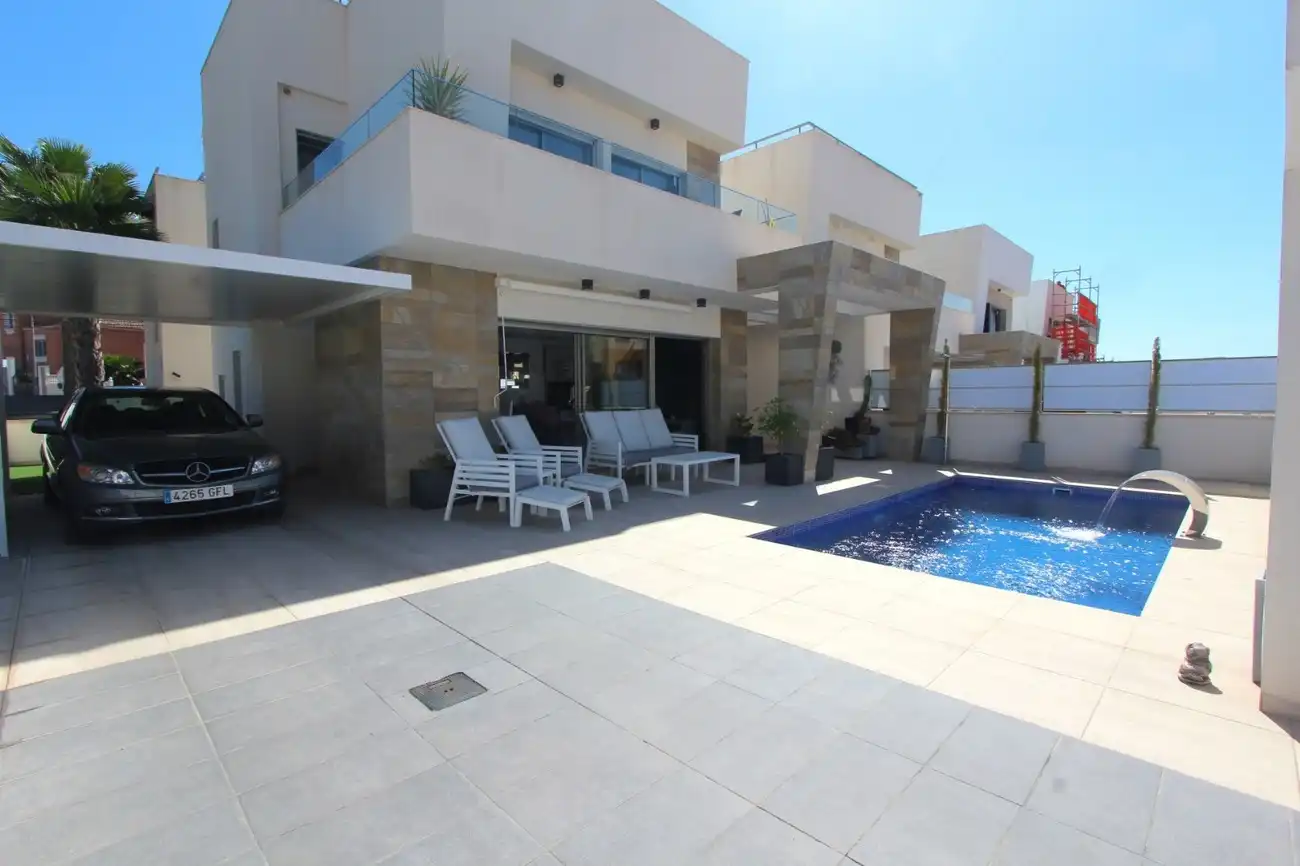 House with pool for sale in Orihuela Costa, imagen 2