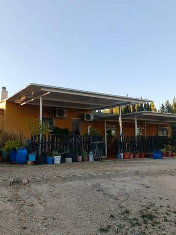 Casa-chalet en Venta en Centro