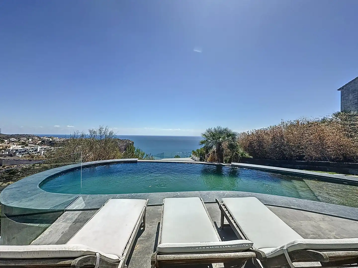 Villa con piscina in vendita a Cumbre del Sol