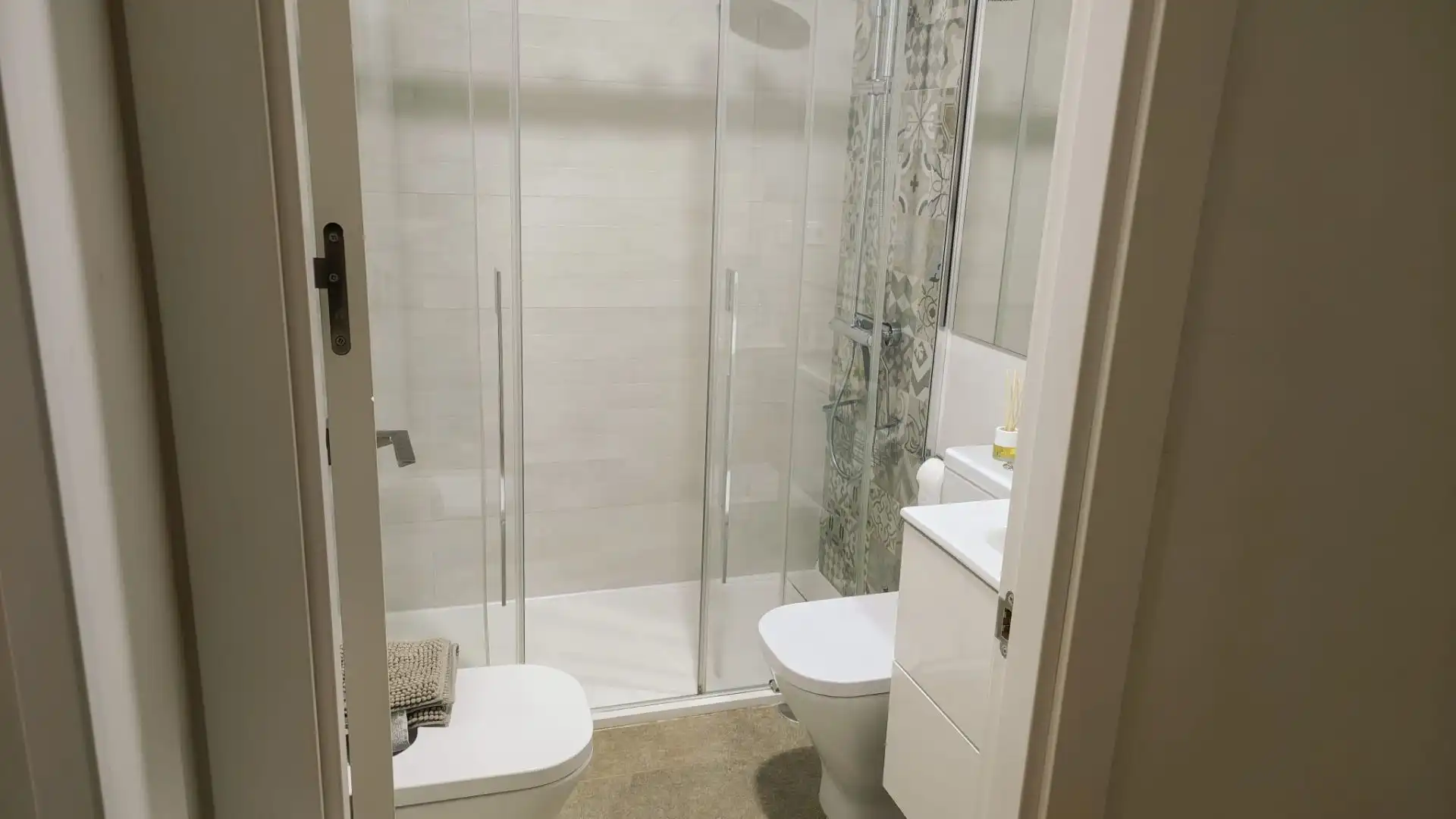 Baño de Piso de alquiler en Puertollano con Aire acondicionado, Calefacción y Amueblado