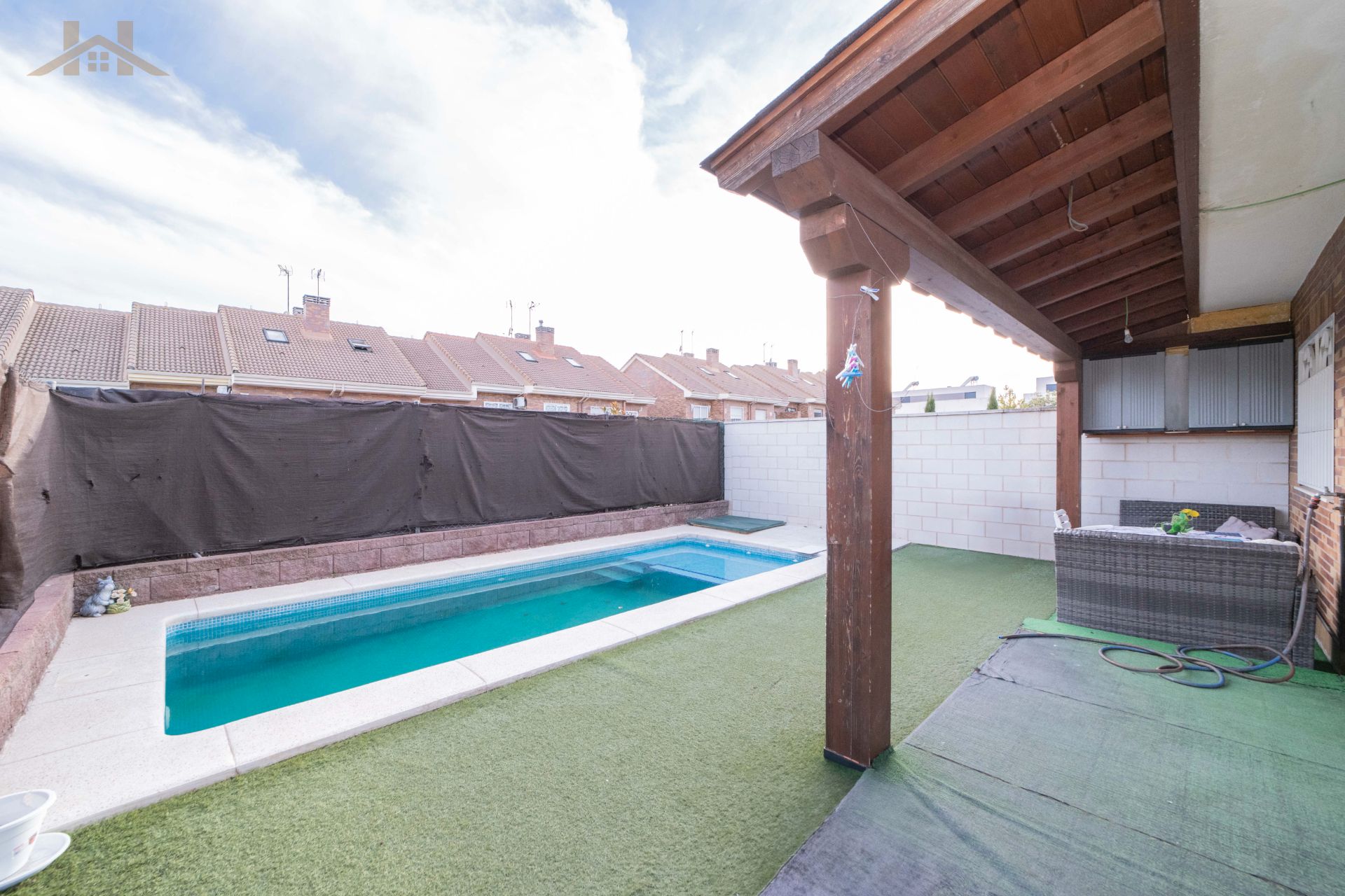 Swimming pool of Single-family semi-detached for sale in Arroyomolinos (Madrid)  with Air Conditioner, Heating and Private garden
