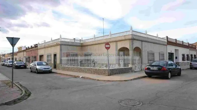 Vista exterior de Casa adosada en venta en Cartagena con Terraza y Trastero