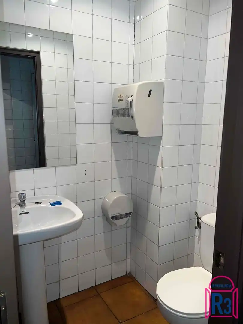 Business premises to rent in Quevedo 27, imagen 15