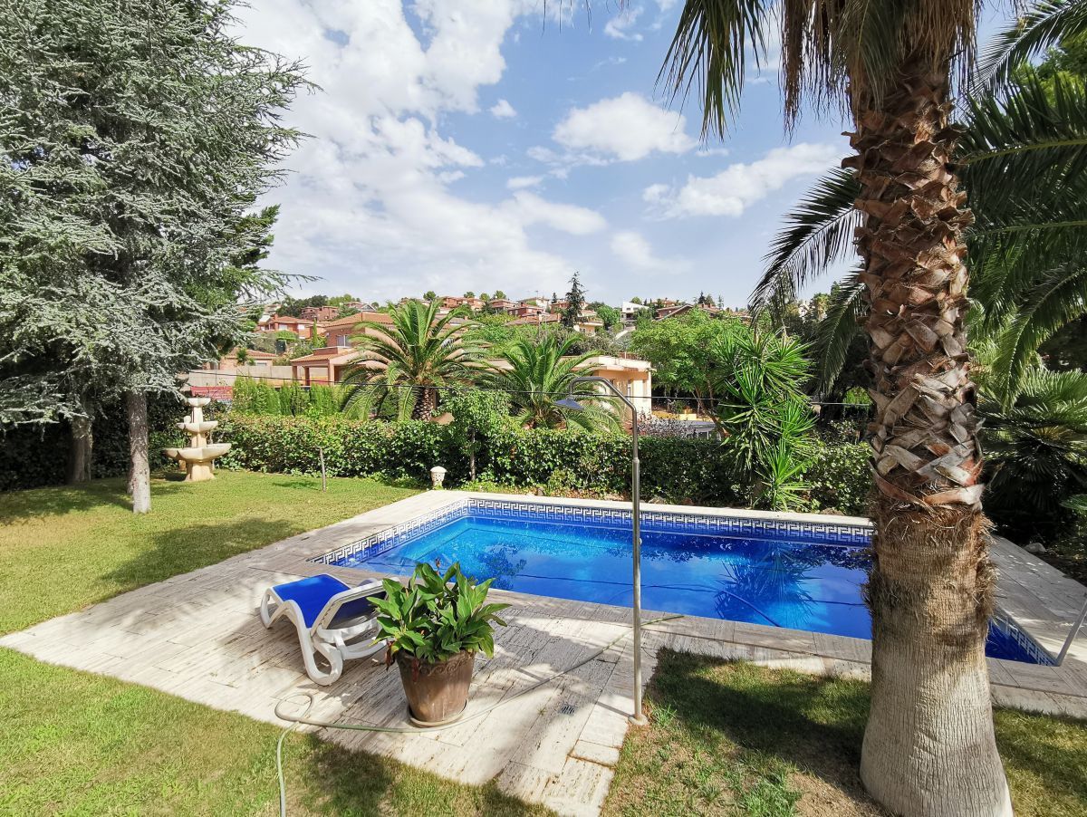 Piscina de Casa o chalet en venta en Castellvell del Camp con Aire acondicionado, Calefacción y Jardín privado