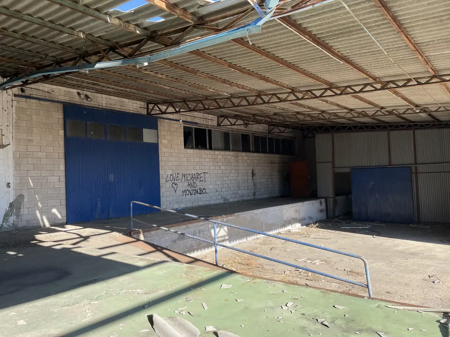 Nau industrial en venda a Calle la Salve, Torrijos