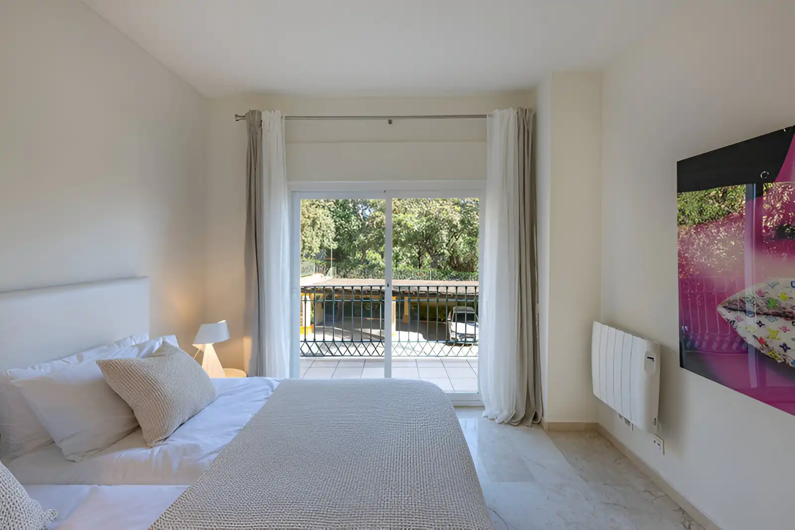 Habitación de Apartamento en venta en Marbella con Aire acondicionado, Terraza y Trastero