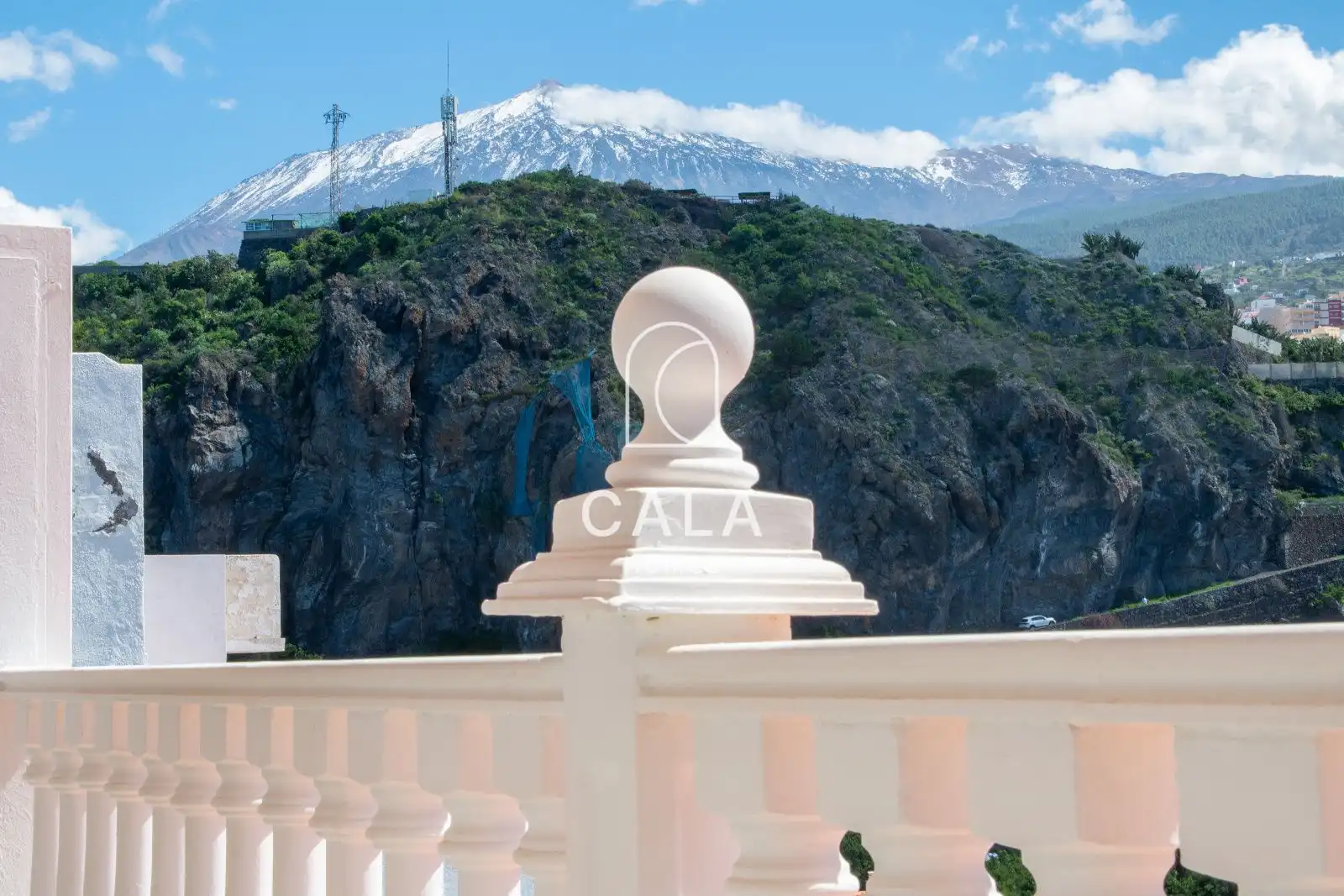 Exterior view of Flat for sale in Icod de los Vinos  with Terrace, Furnished and Balcony
