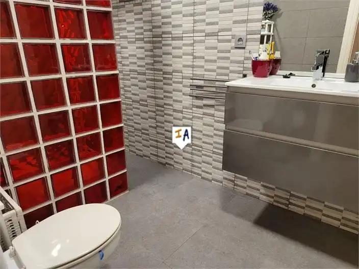 Bany de Apartament en venda en Antequera amb Traster
