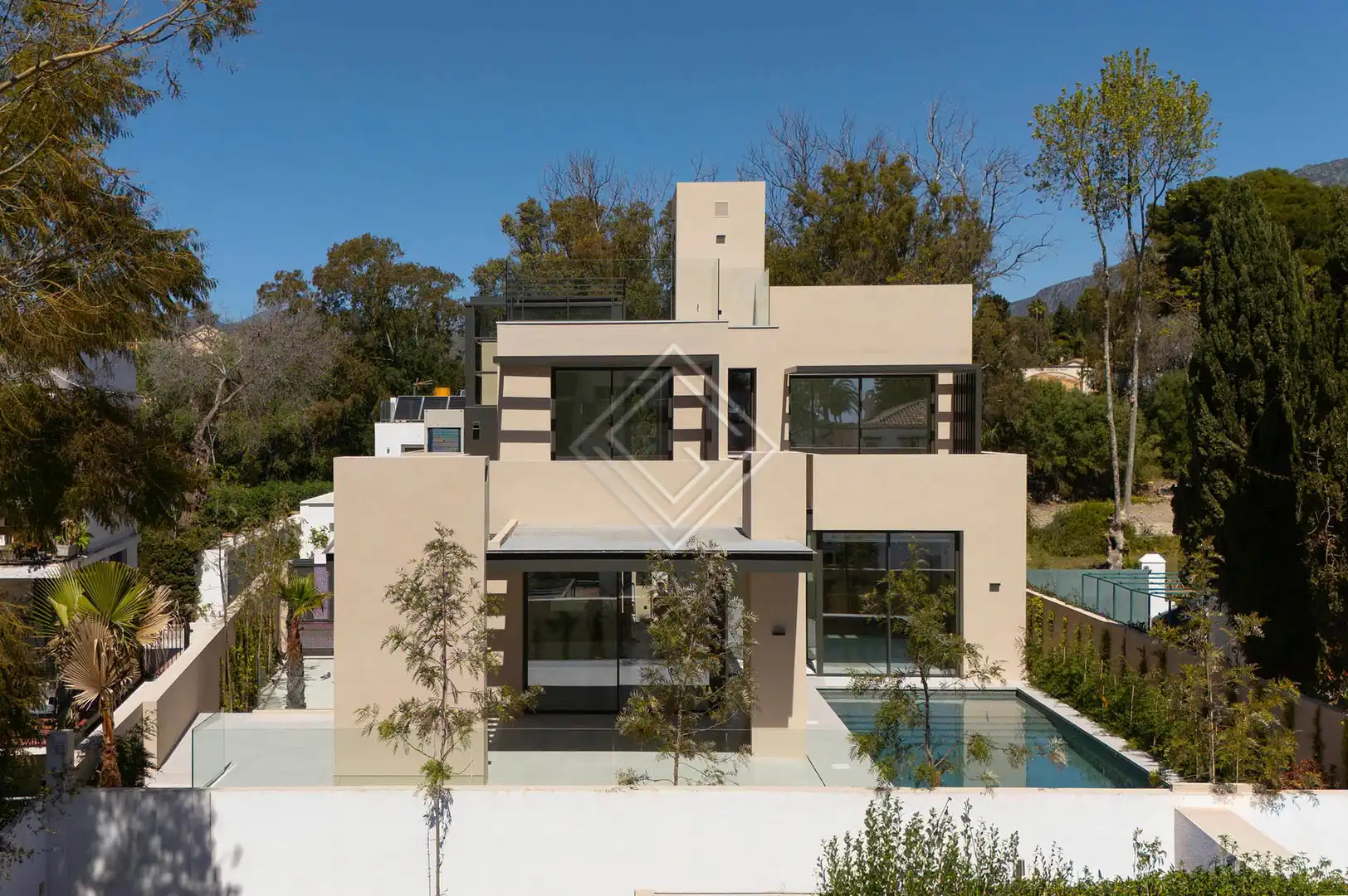 Chalet con piscina en venta en Milla de Oro, imagen 9