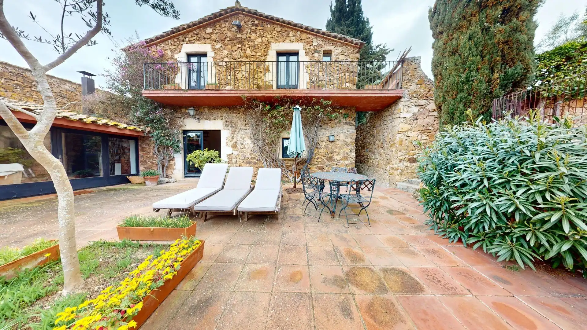 Maison rustique avec jardin à vendre à Mont-ras, imagen 3
