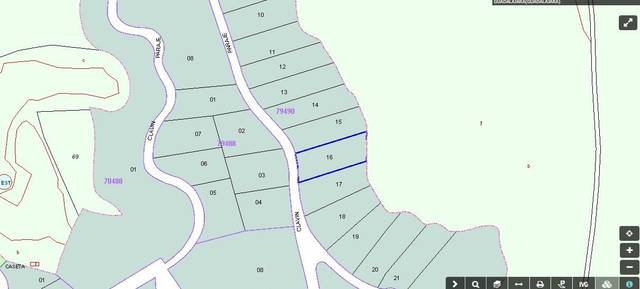 Terreno residencial en Venta en Calle los Olmos, 419 en El Clavín - Valdeluz