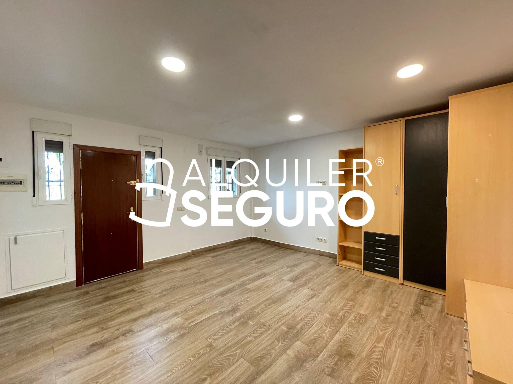 Dormitori de Estudi de lloguer en  Madrid Capital amb Aire condicionat i Calefacció