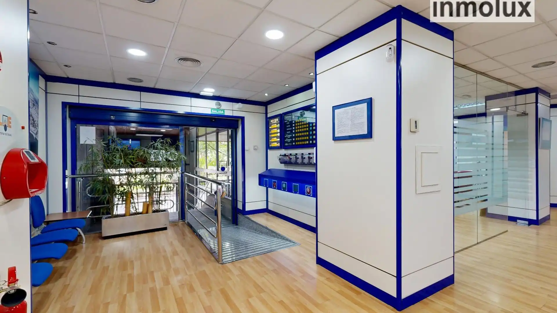 Local en venta en Avenida Doctor Ramón y Cajal, Ensanche - Diputación, Centro