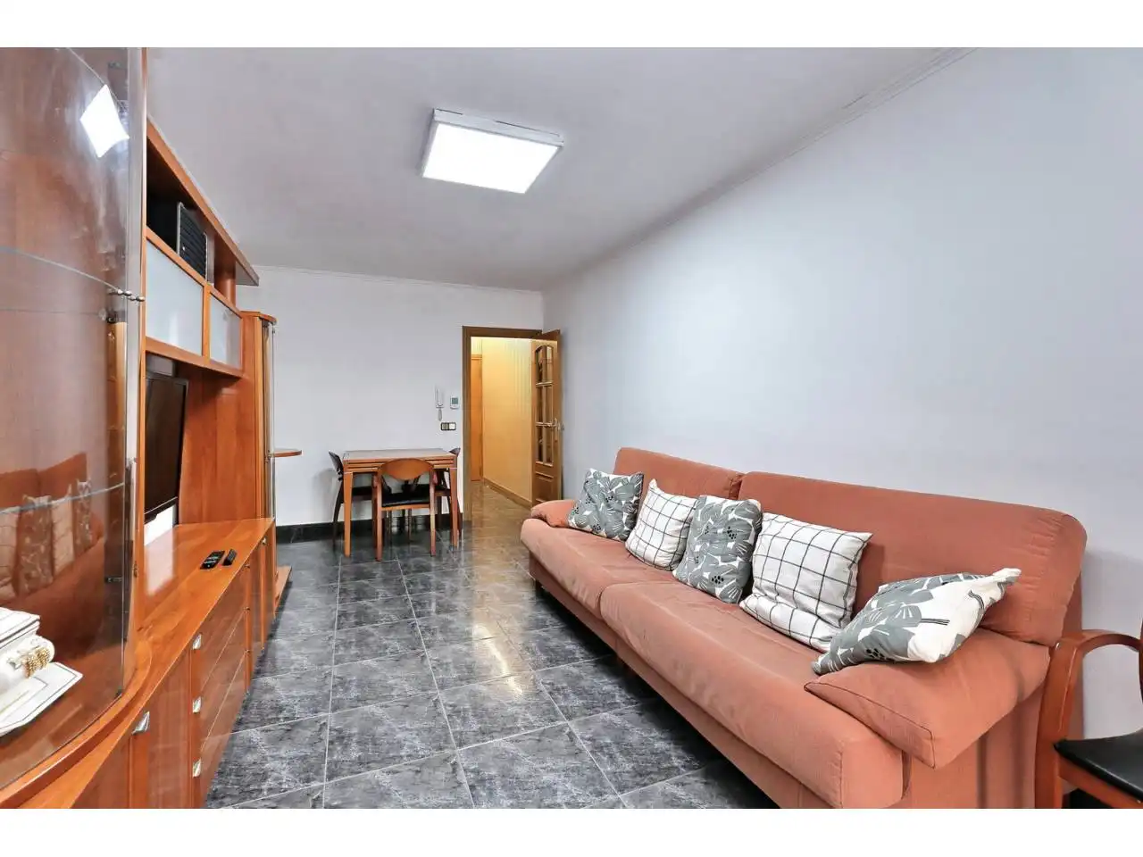 Living room of Flat for sale in Santa Coloma de Gramenet  with Furnished and Balcony