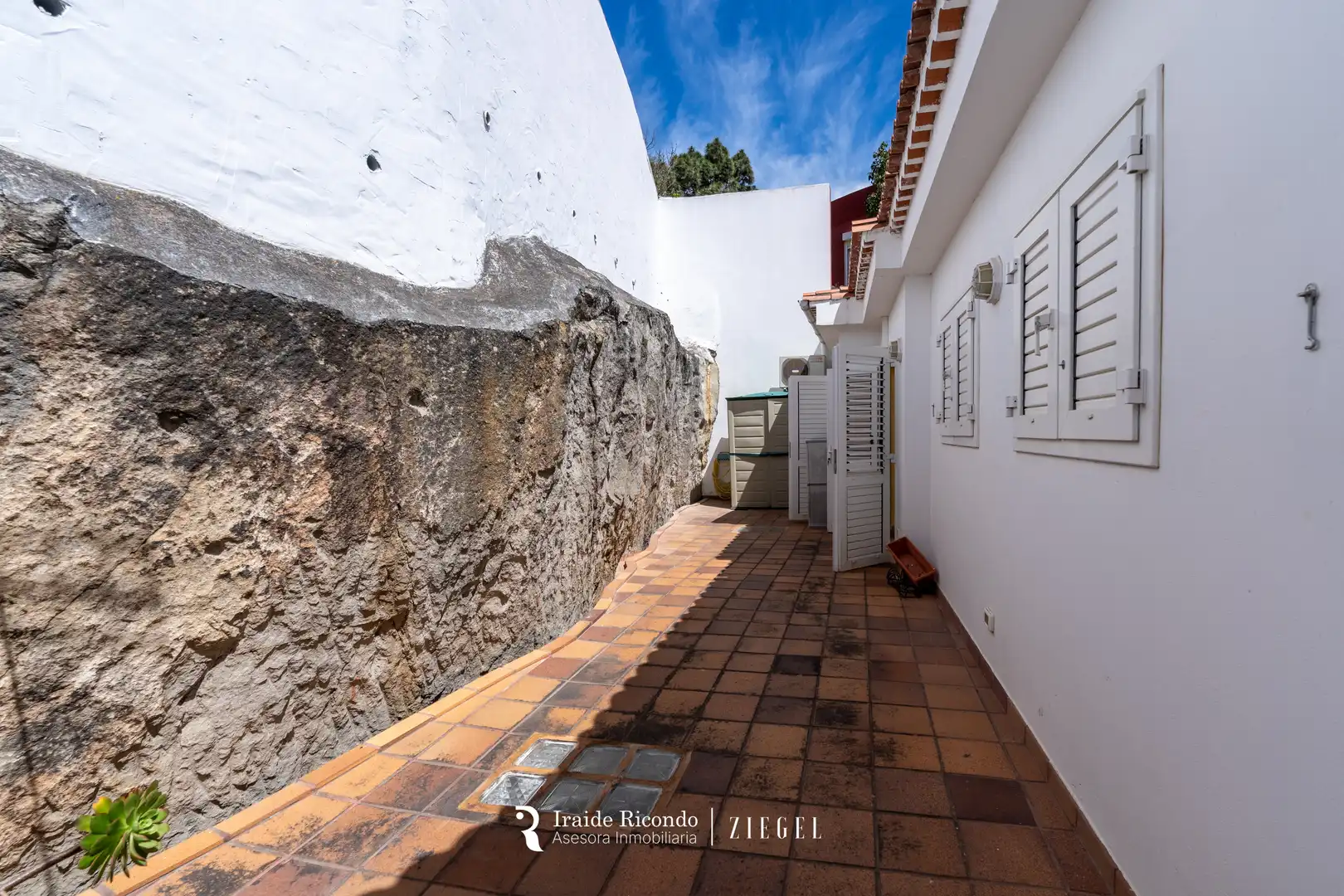 Exterior view of Houses for sale in Santa Brígida  with Air Conditioner, Private garden and Terrace