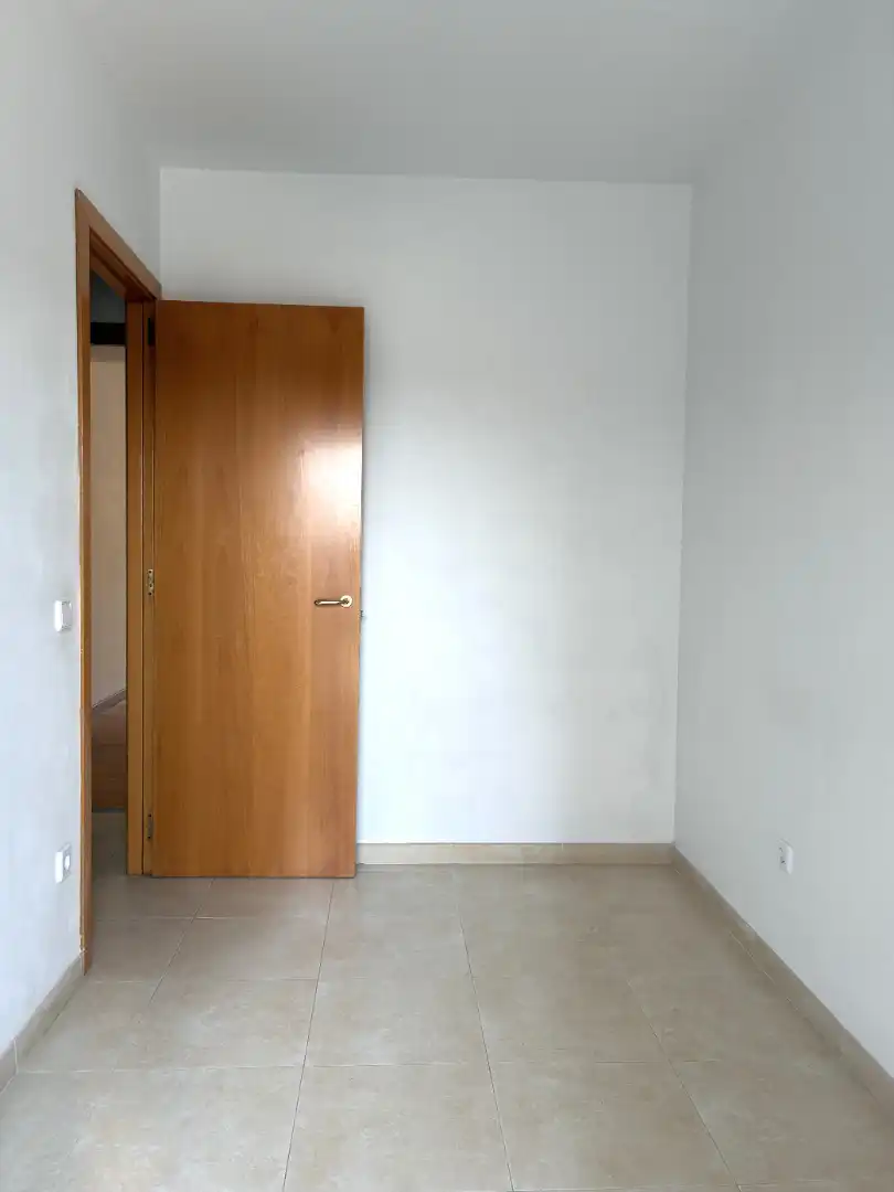 Piso en venta en Girona con Calefacción