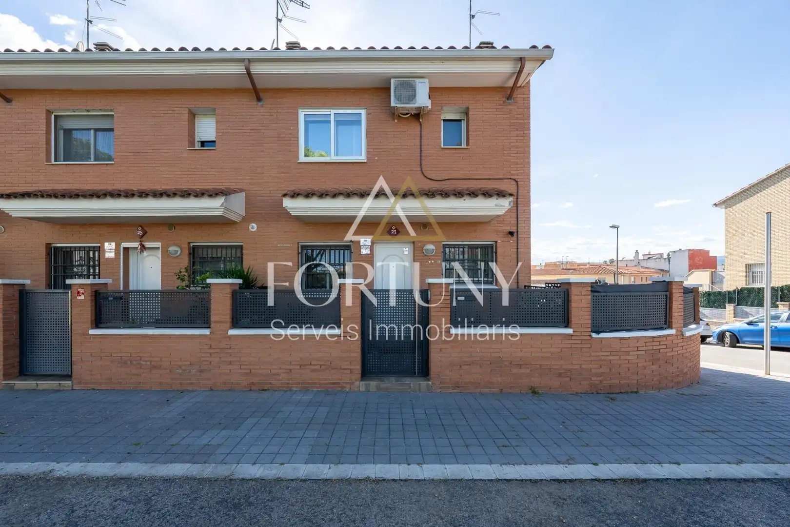 Vista exterior de Casa adosada en venta en Reus con Aire acondicionado y Calefacción