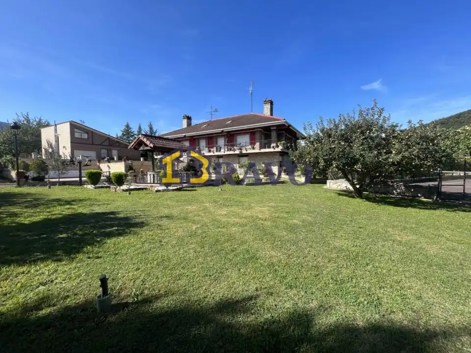 Casa o chalet en venta en Valle de Mena con Calefacción, Jardín privado y Terraza