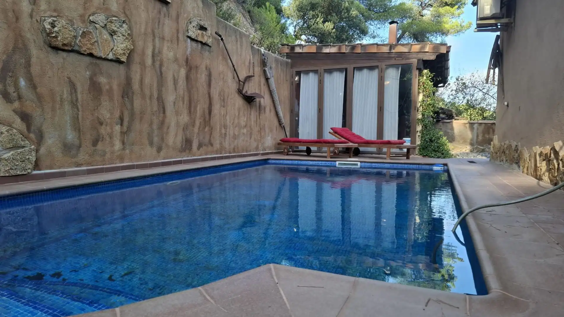 Houses for sale in Vallirana