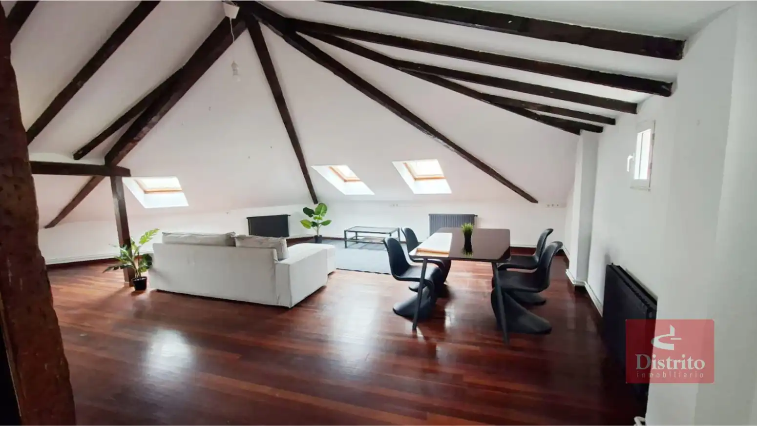 Sala d'estar de Pis en venda en Santander amb Calefacció i Terrassa