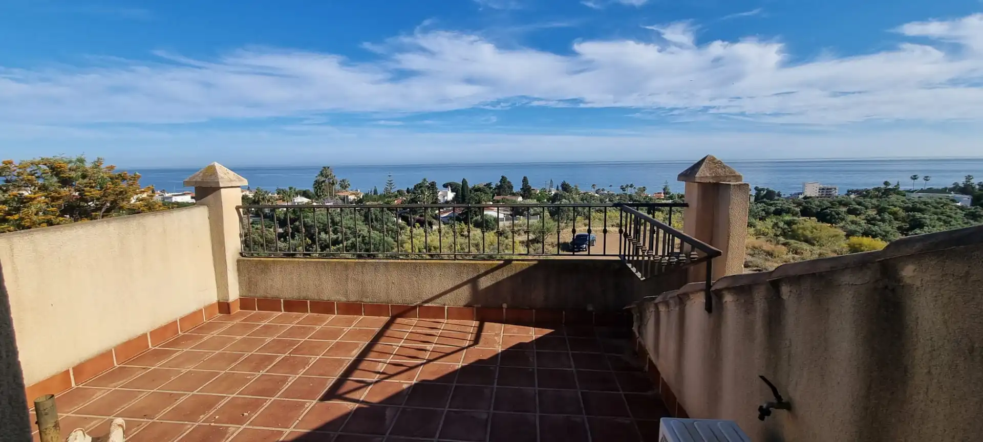 Terraza de Casa adosada en venta en Vélez-Málaga con Aire acondicionado y Piscina comunitaria