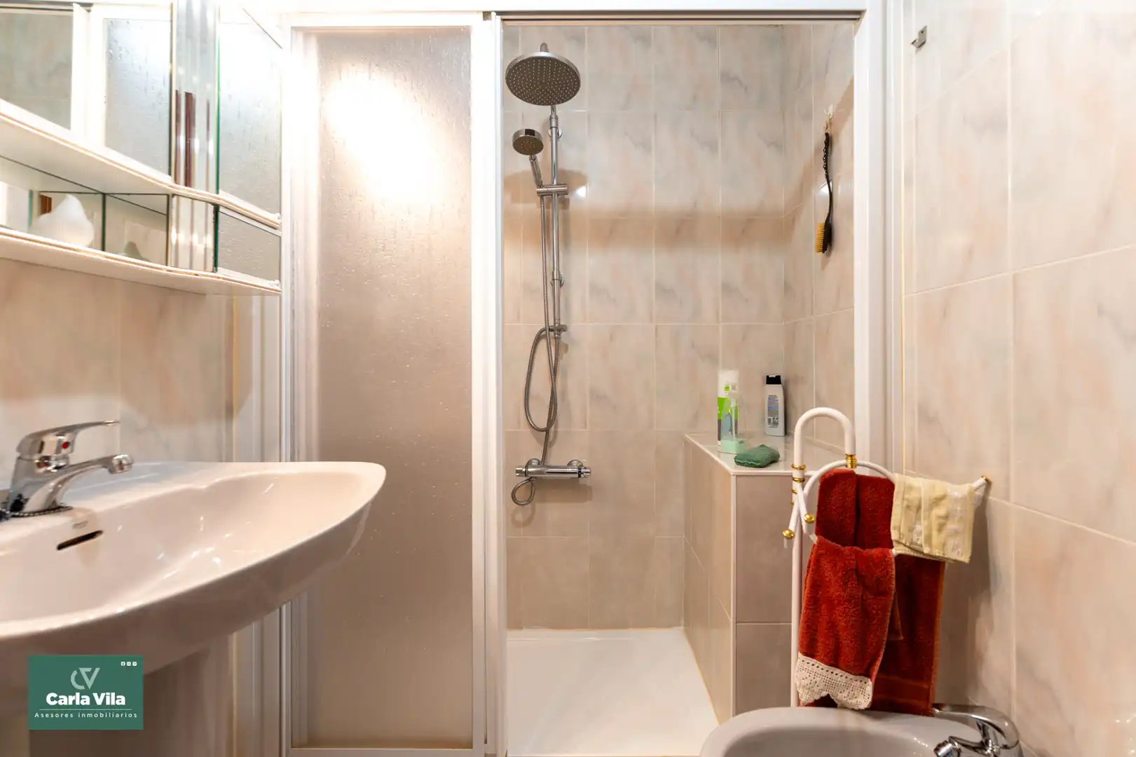 Bathroom of Apartments for sale in Lugo  with Heating, Parquet flooring and Storage room
