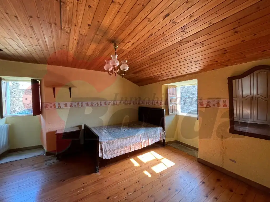 Habitación de Casa o chalet en venta en Guntín