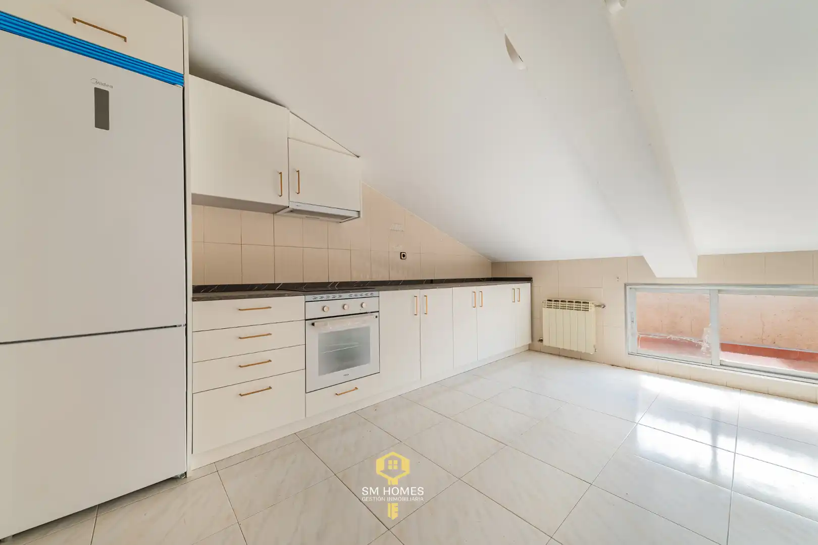Kitchen of Attic for sale in San Fernando de Henares  with Air Conditioner, Heating and Terrace