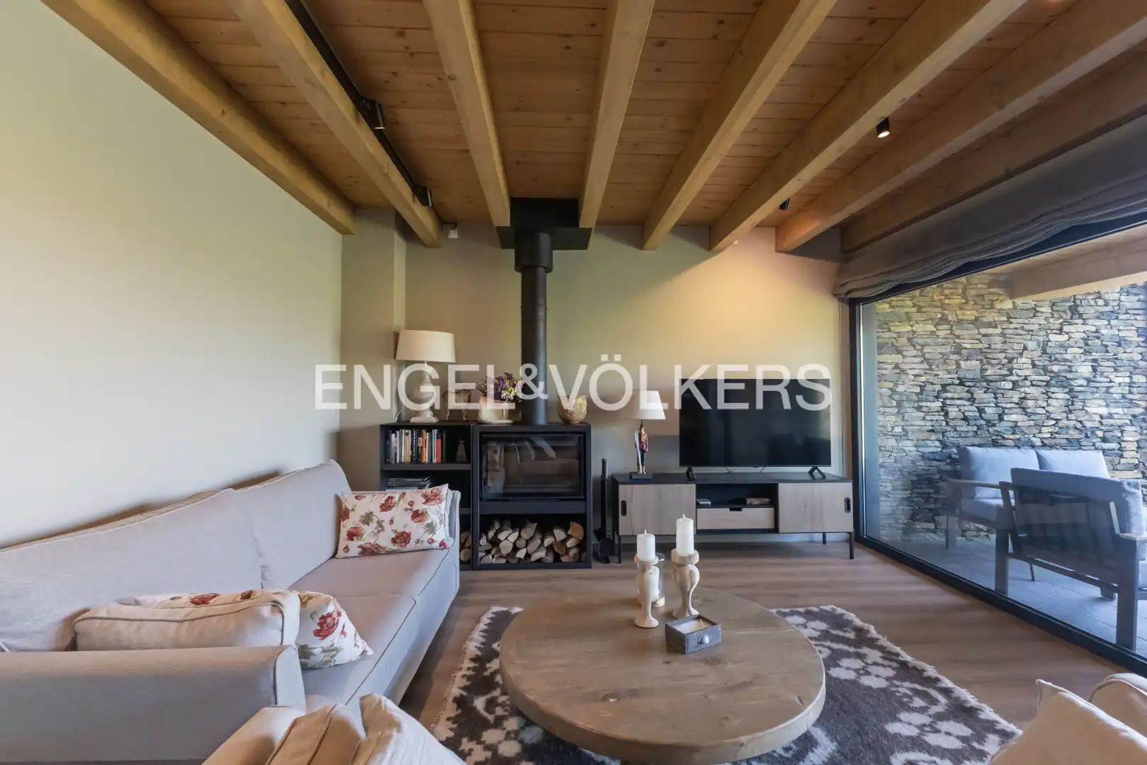 Sala d'estar de Casa o xalet en venda en Ger amb Calefacció, Jardí privat i Parquet