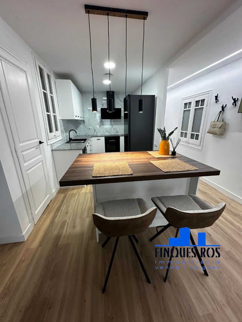 Kitchen of Flat for sale in Tortosa  with Air Conditioner, Heating and Parquet flooring