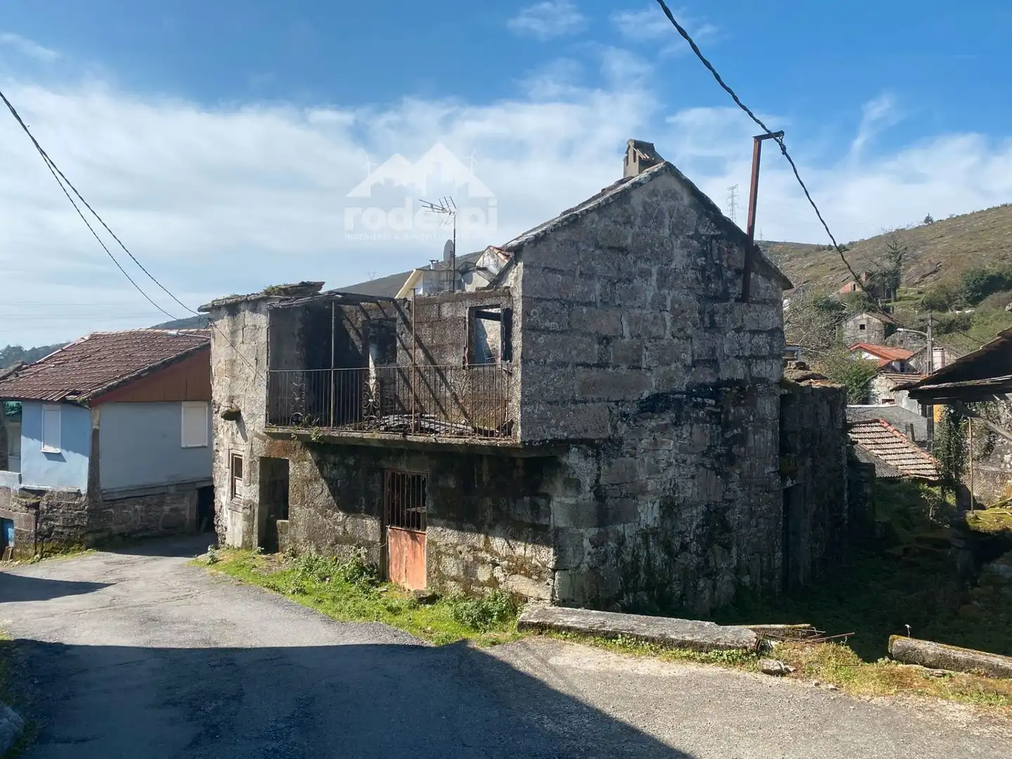 Vista exterior de Casa adosada en venta en Melón