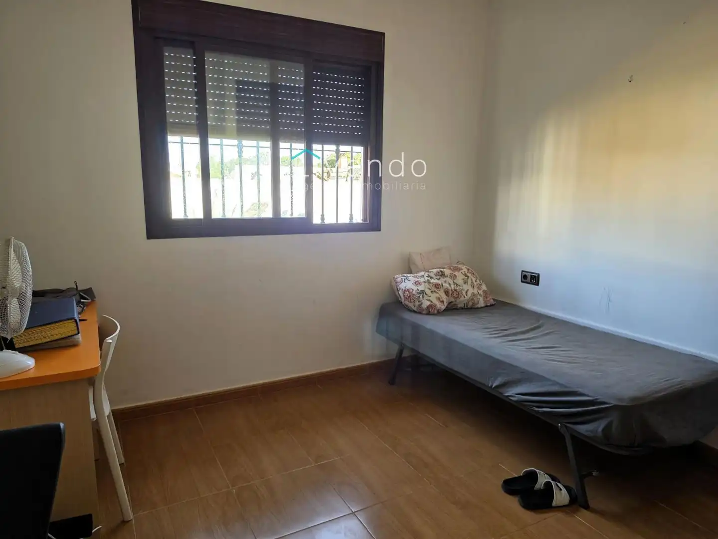 Dormitori de Casa o xalet en venda en Chiclana de la Frontera amb Aire condicionat, Terrassa i Traster