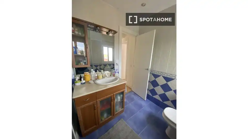 Room in Opañel