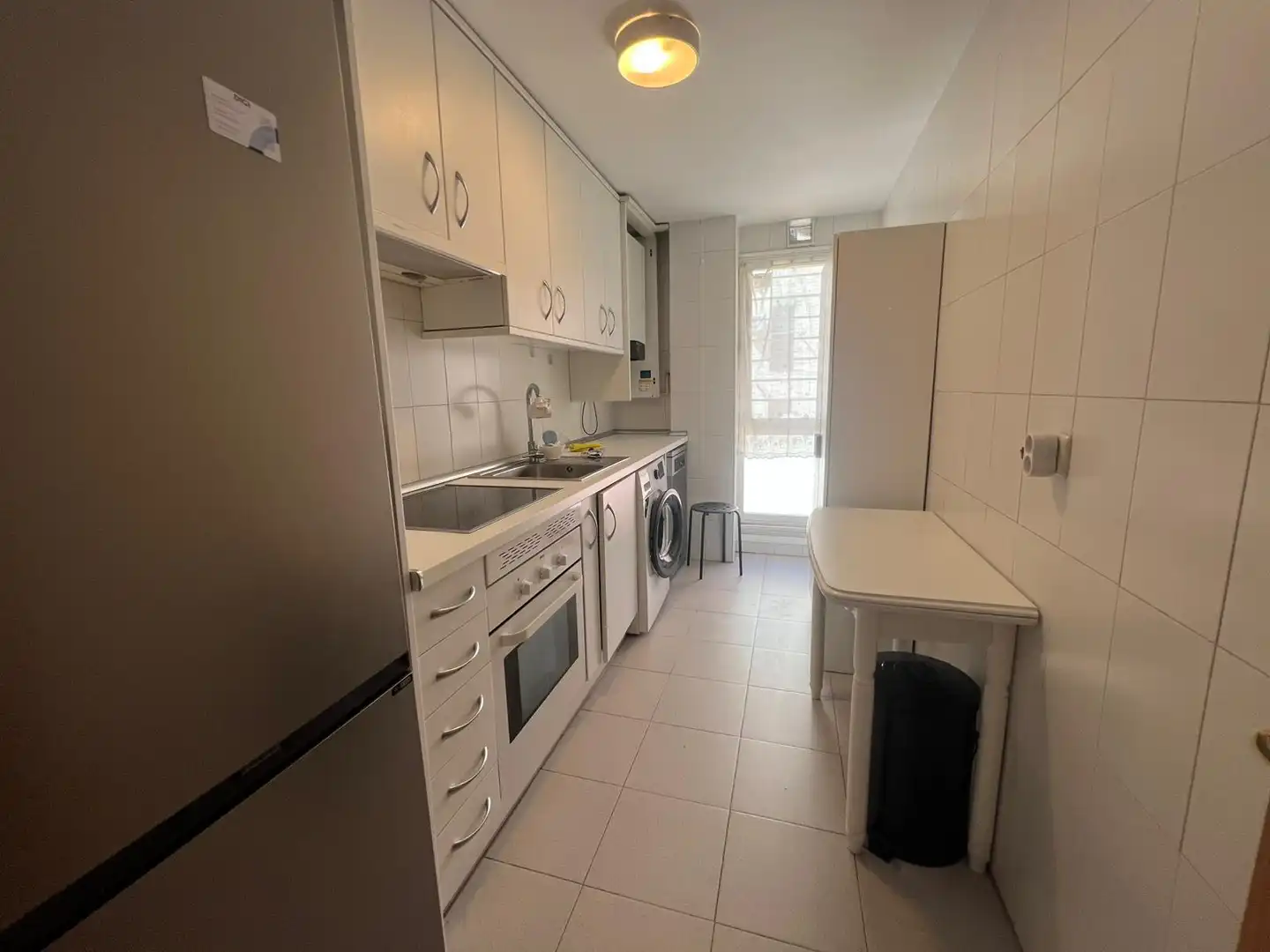 Kitchen of Flat for share in Madrid  with Heating, Furnished and Oven