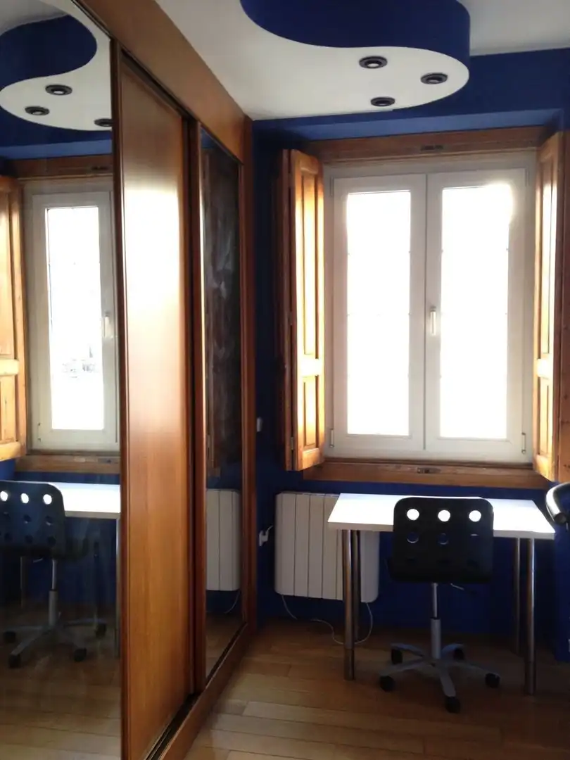 Habitación de Piso en venta en Madrid con Calefacción y Amueblado