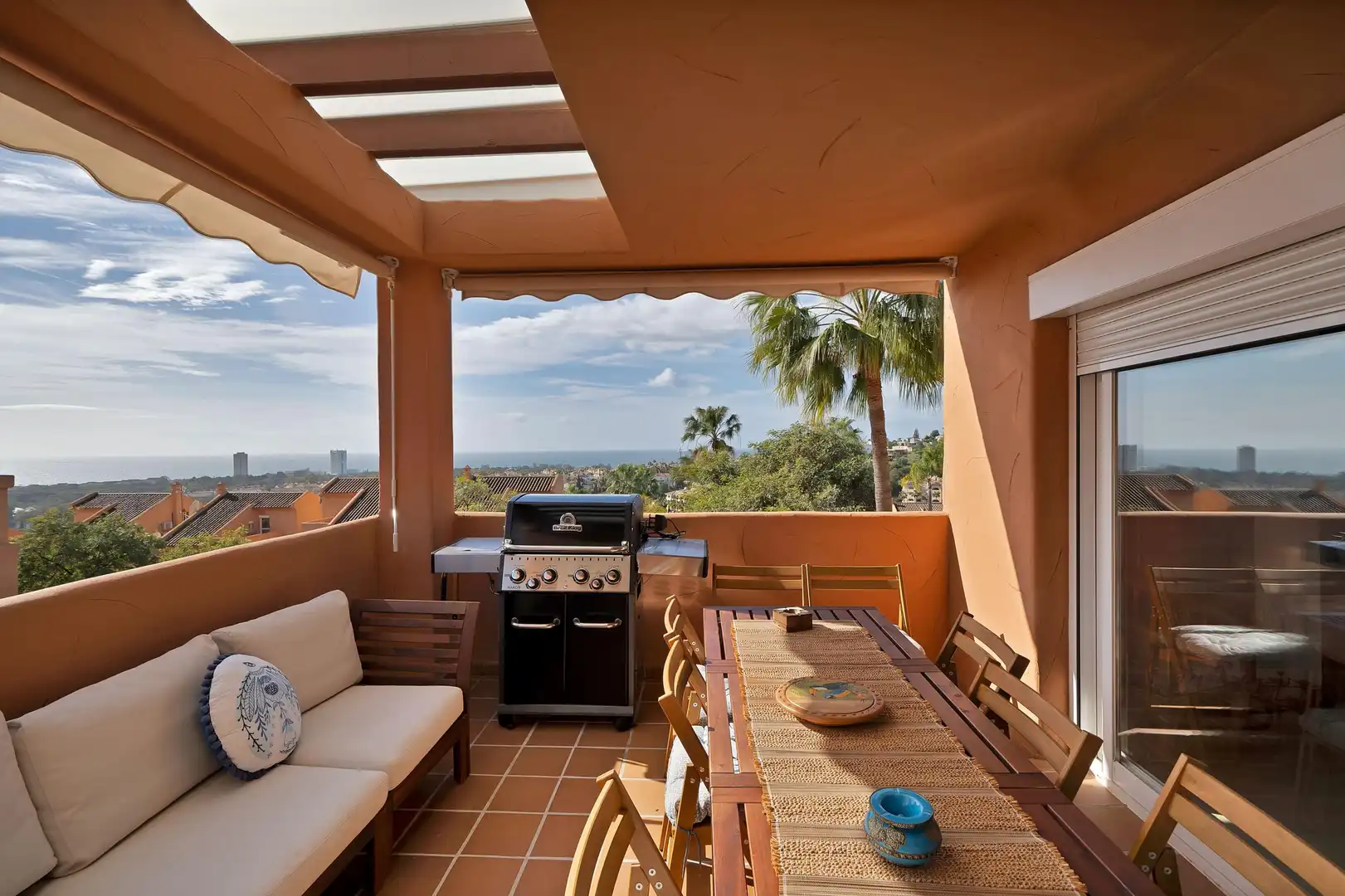 Terrassa de Apartament en venda en Marbella amb Aire condicionat, Jardí privat i Traster