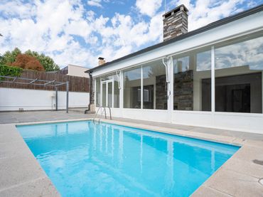 Villa con piscina in affitto a Moncloa - Aravaca