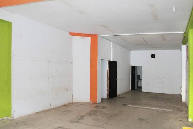 Local comercial en Alquiler en Carretera de carmona en San Carlos - San José