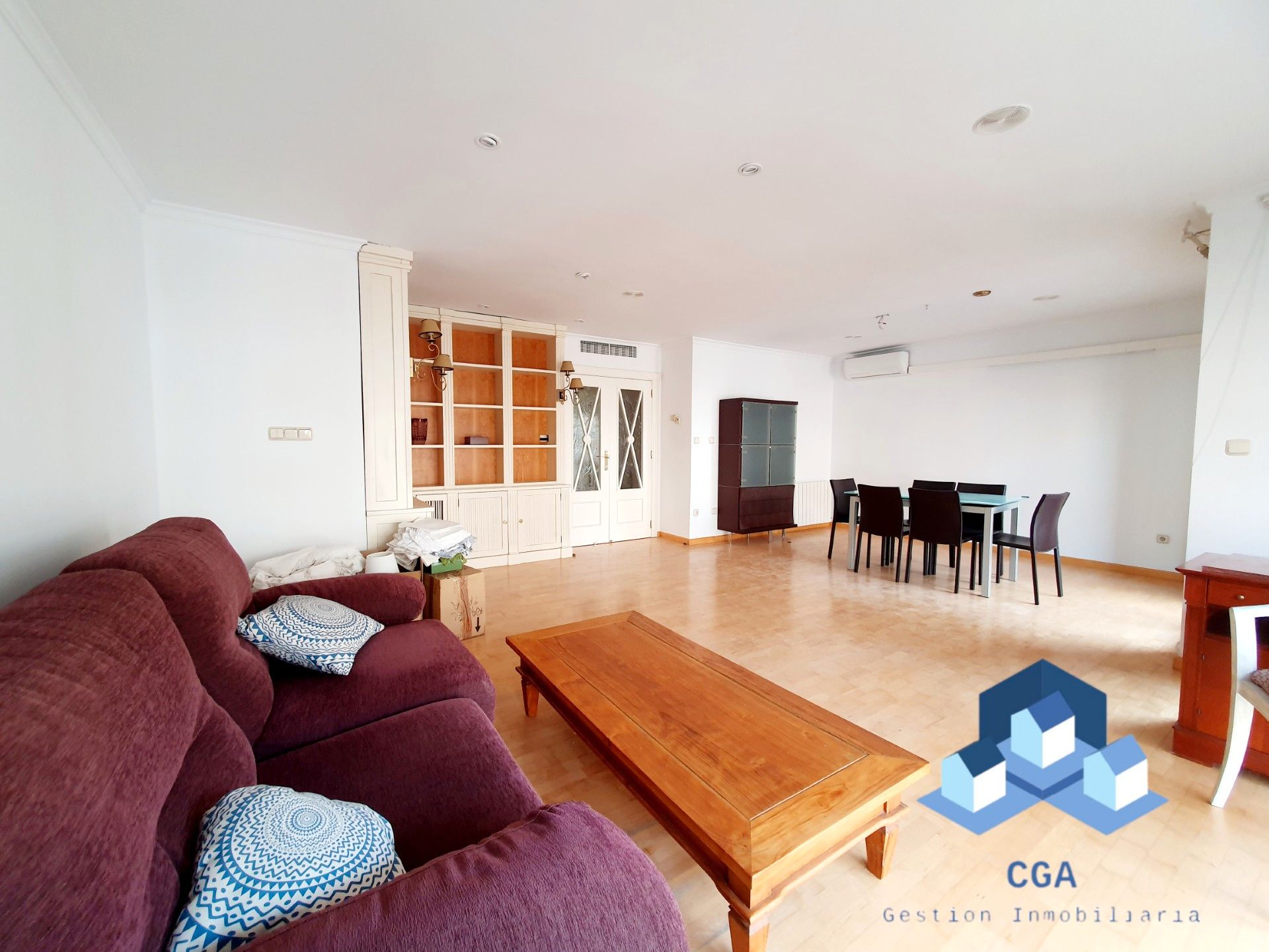 Living room of Flat for sale in Lorca  with Air Conditioner, Heating and Parquet flooring