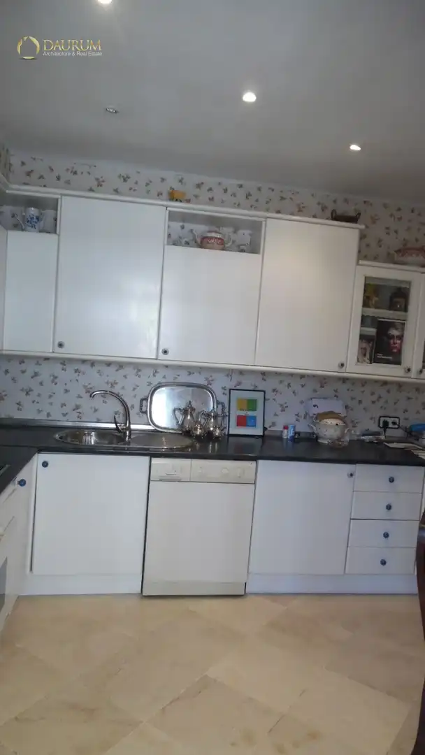 Kitchen of Flat for sale in Sevilla  with Air Conditioner, Heating and Terrace