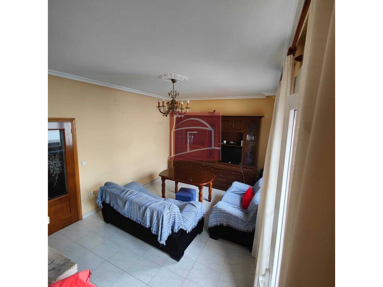 Sala d'estar de Dúplex en venda en Villanueva de la Serena amb Aire condicionat, Terrassa i Balcó