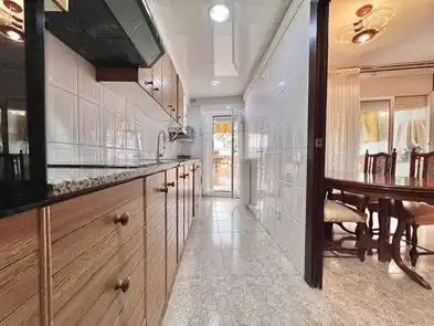 Cocina de Piso de alquiler en Terrassa con Aire acondicionado, Calefacción y Terraza
