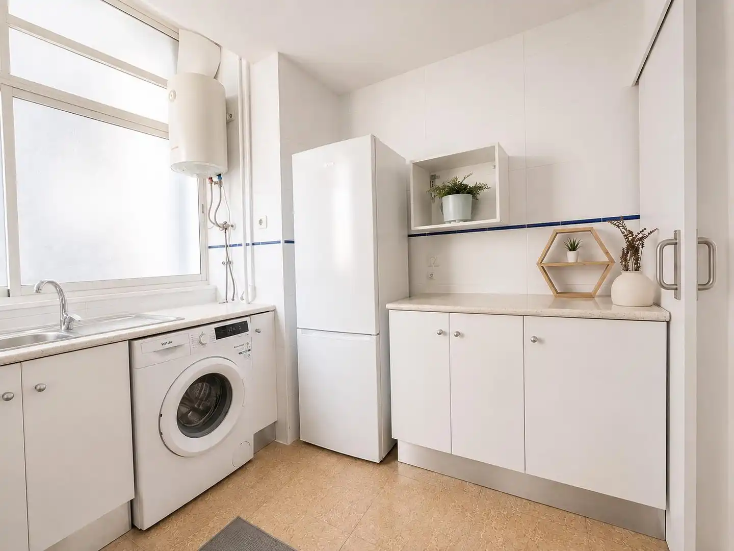 Kitchen of Flat for rent in Godella  with Air Conditioner, Terrace and Furnished