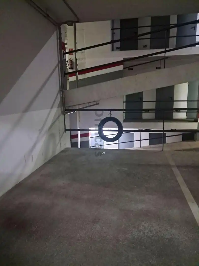 Flat for rent in Calle Italia, Ensanche - Fuenfresca