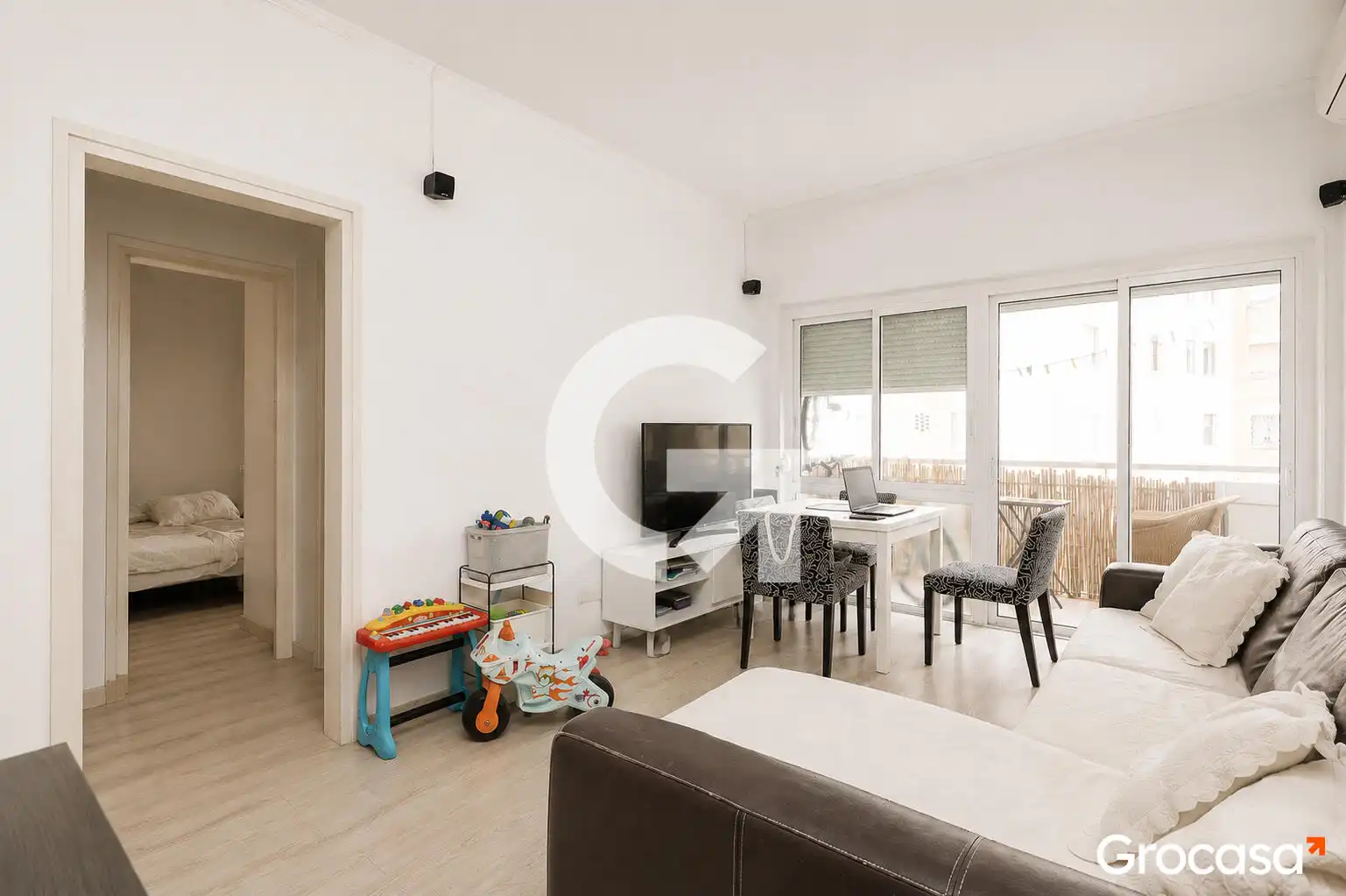 Living room of Flat for sale in Gavà  with Air Conditioner, Oven and Balcony
