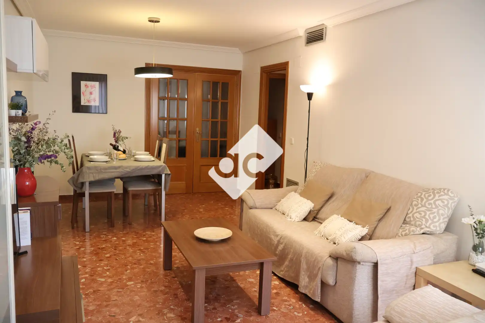 Sala de estar de Apartamento de alquiler en Valencia con Aire acondicionado, Calefacción y Amueblado