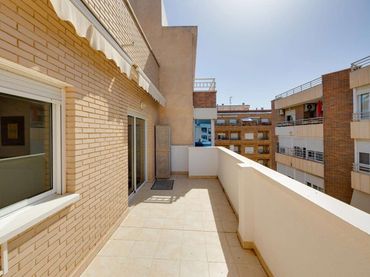 Apartament amb ascensor en venda a Centro
